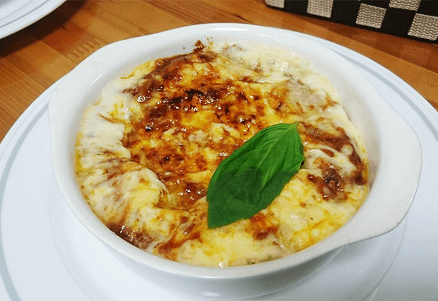 店舗紹介「キッチン　バッカナーレ」