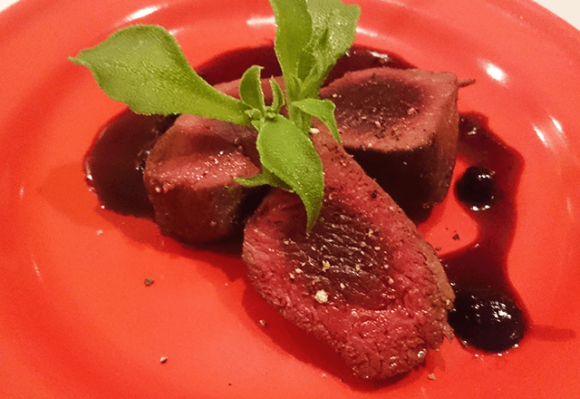 店舗紹介「Restaurant GoGo Kitchen」