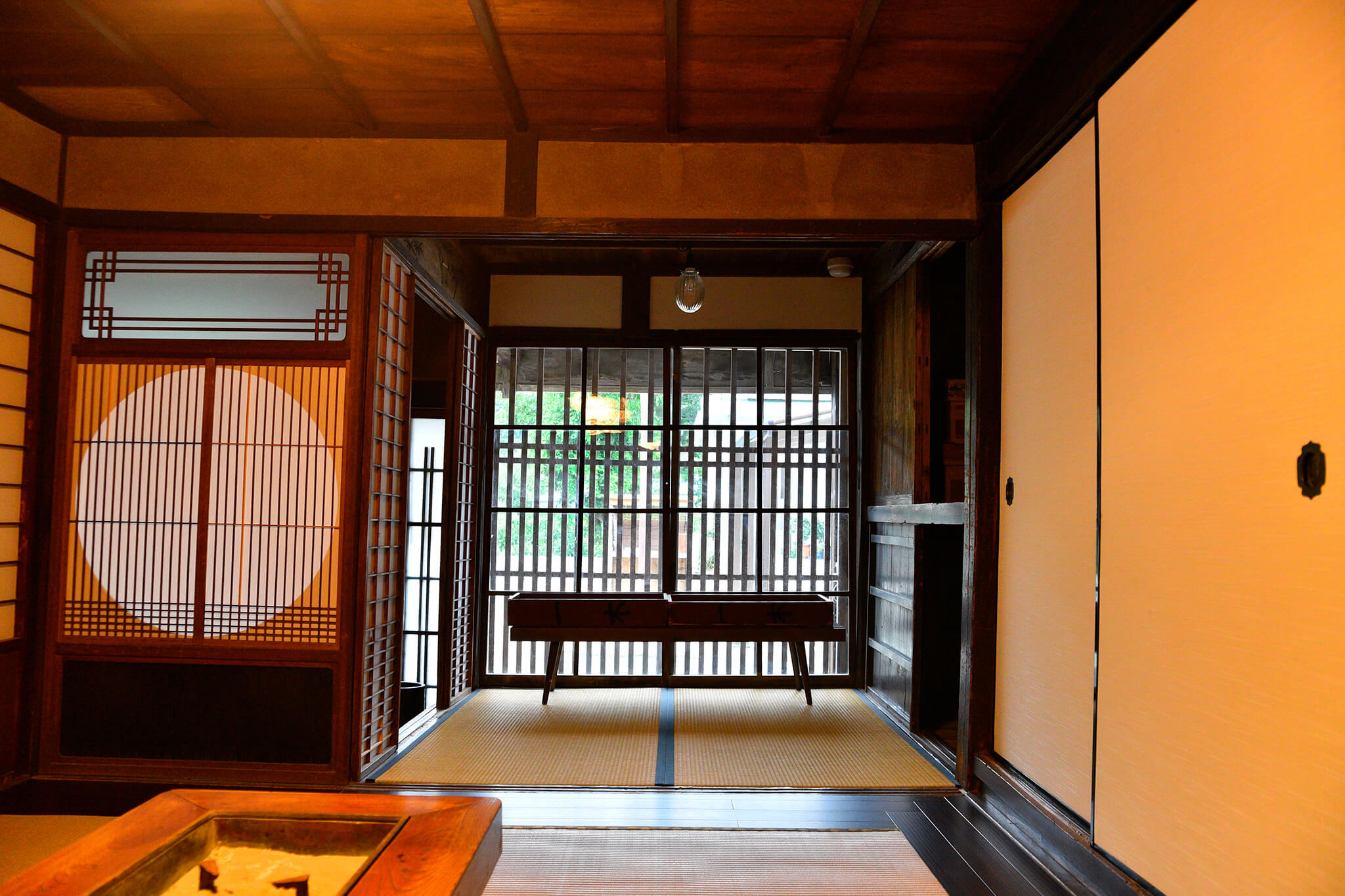 <?php the_title(); ?>