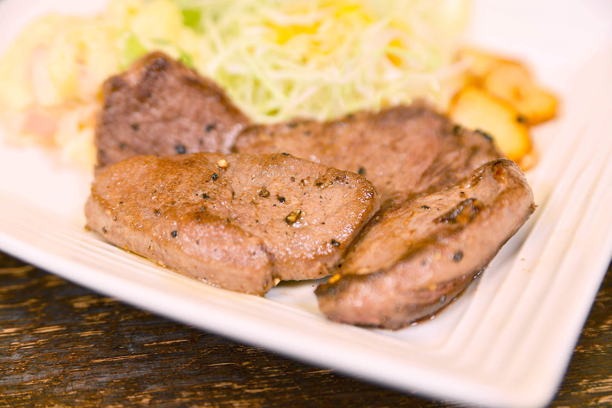 >③鹿肉のソテー 